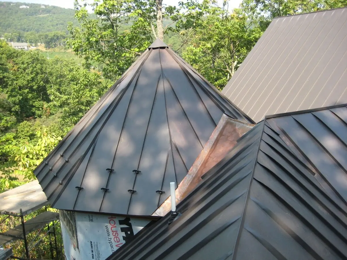 Professional Roof Tarp Installation by Craftsman Roofing in Celeste